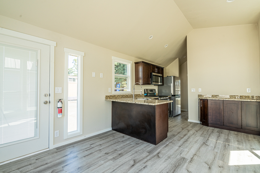 2022 Hazeldale Overstock Factory Expo Park Models